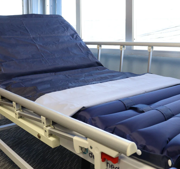 Colchão Pneumático Air Tube Dellamed Para Tratamento de Escaras até 150 Kg Avulso