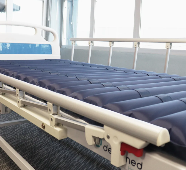 Colchão Pneumático Air Tube Dellamed Para Tratamento de Escaras até 150 Kg